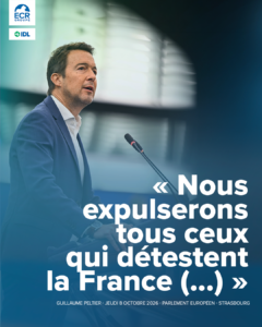 Guillaume Peltier à la tribune du Parlement européen à Strasbourg, le 8 octobre 2026, avec la citation « Nous expulserons tous ceux qui détestent la France ».